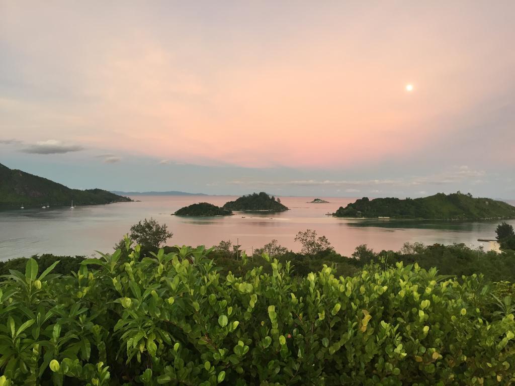 Cerf Island Resort Round Island Ngoại thất bức ảnh