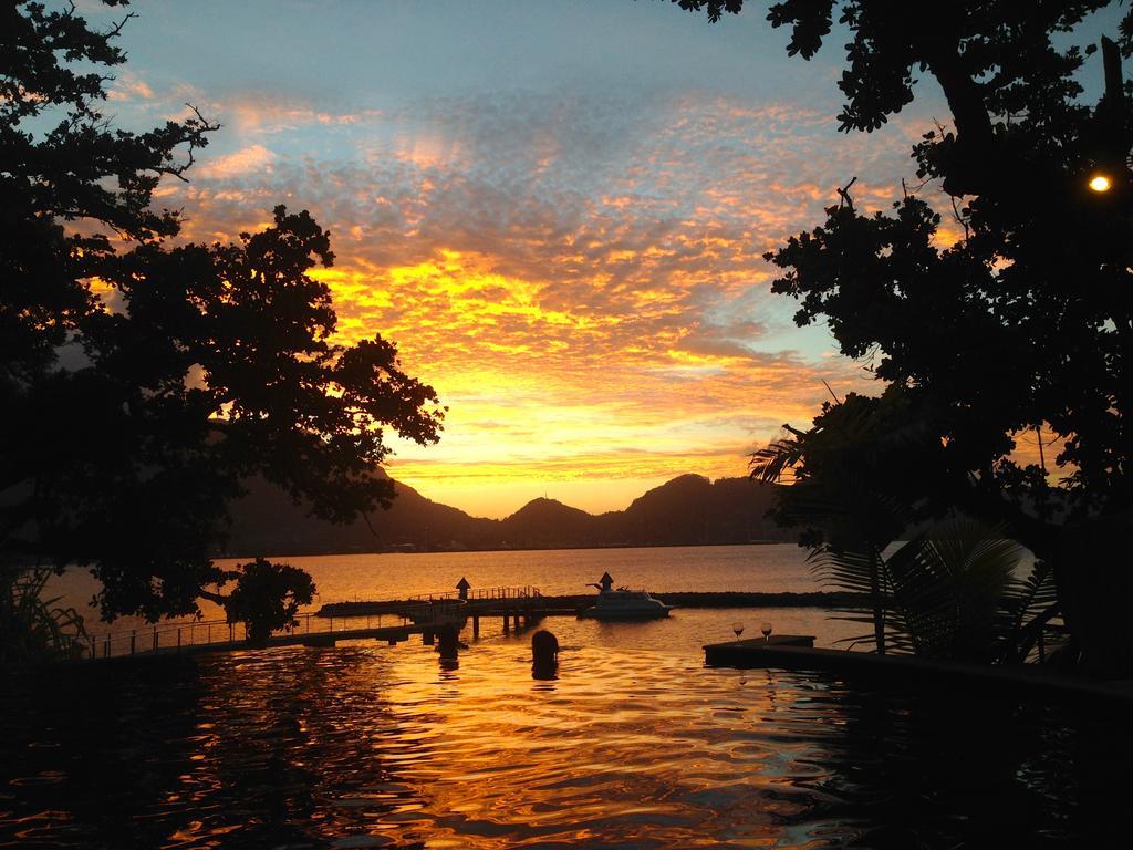 Cerf Island Resort Round Island Ngoại thất bức ảnh